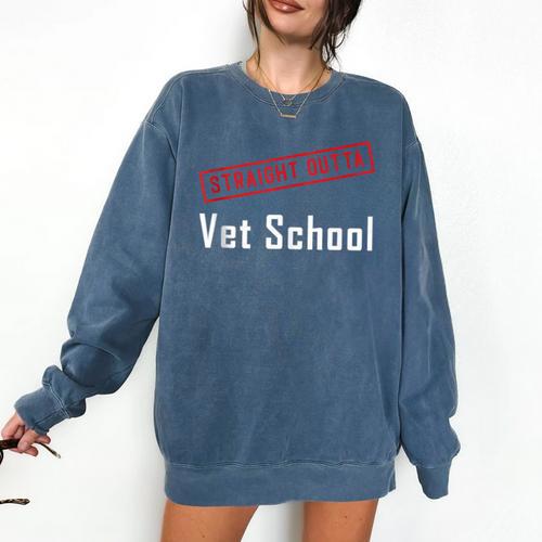 Straight Outta Vet School Graduation Veternarians I Survived Comfort Colors Sweatshirt - Best Gift Smart