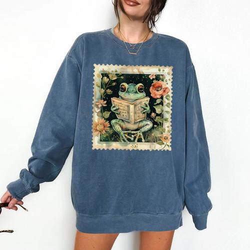 Vintage Frog Reading Book Bookish Cottagecore Comfort Colors Sweatshirt - Bookorys DE