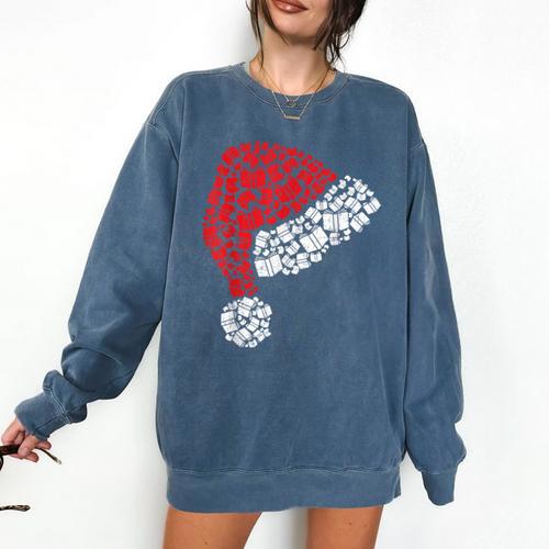Vintage Retro Christmas Book Xmas Santa Hat Pajama Holiday Comfort Colors Sweatshirt - Bookorys CA