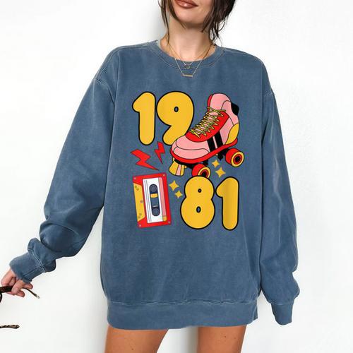 80s Vibes Mixed Tapes & Roller Skates 1981 Nostalgia Retro Comfort Colors Sweatshirt - Figerry