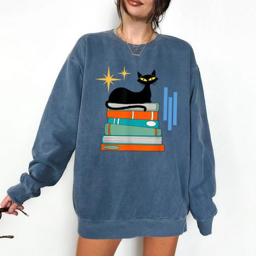 Cat And Books Retro Midcentury Mid Century Aesthetic Comfort Colors Sweatshirt - Bookorys UK