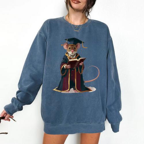 Cute Mouse Reading Book Graduation Comfort Colors Sweatshirt - Bookorys DE