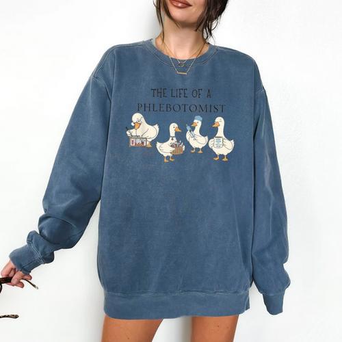Goose Phlebotomy Technician Graduation Lab Week 2026 Comfort Colors Sweatshirt - Best Gift Smart