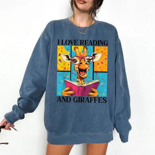 Love Reading And Giraffes Cute Giraffe Reading Book Lovers Comfort Colors Sweatshirt - Bookorys