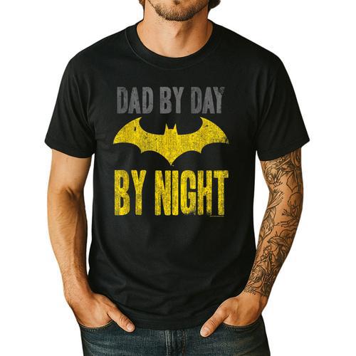 Batman Dad By Day Men's Casual T-Shirt - Father's Day Fun
