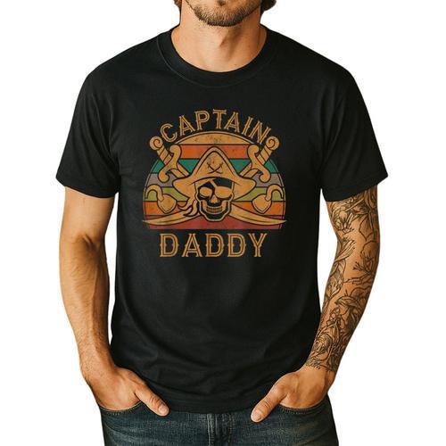 Captain Daddy Pirate Jolly Roger Flag Dad Halloween Men's Casual T-Shirt - Father's Day Fun