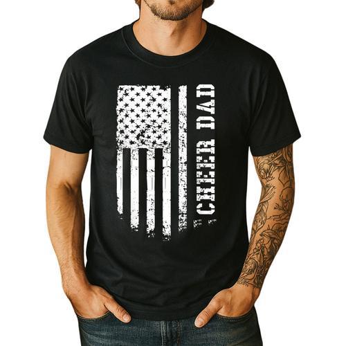 Cheer Dad Cheerleading American Flag Fathers Day Cheerleader Men's Casual T-Shirt - Father's Day Fun