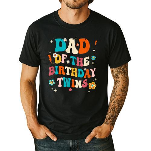 Dad Of The Birthday Twins Boys Girls Party Retro Bday Men's Casual T-Shirt - Father's Day Fun