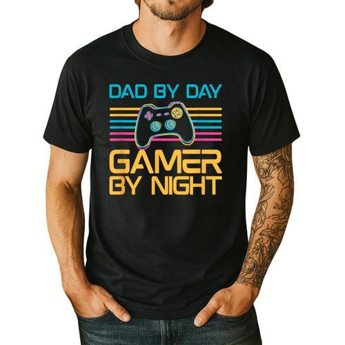 Dad By Day Gamer By Night Video Games Lover Gamer Dad Men's Casual T-Shirt - Father's Day Fun