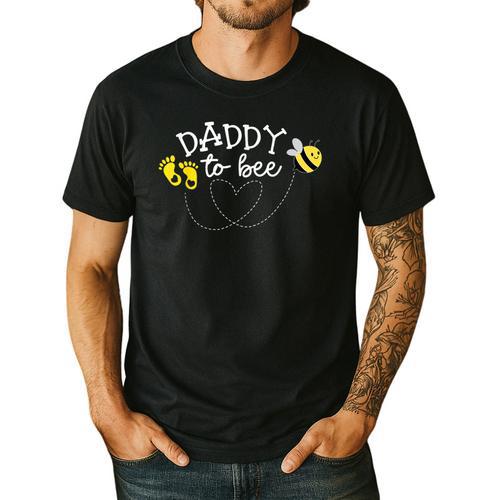 Daddy To Bee Pregnancy Announcement Baby Shower Men's Casual T-Shirt - Father's Day Fun