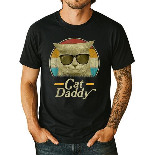 Retro Cat Daddy 80s 90s Style Sunglasses Men's Casual T-Shirt - Father's Day Fun