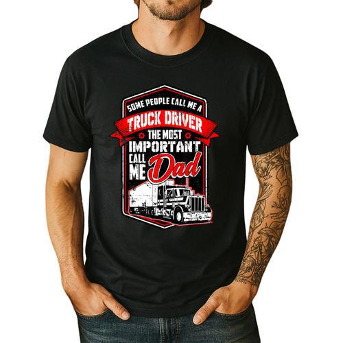 Semi Truck Driver For Truckers And Dads Small Men's Casual T-Shirt - Father's Day Fun