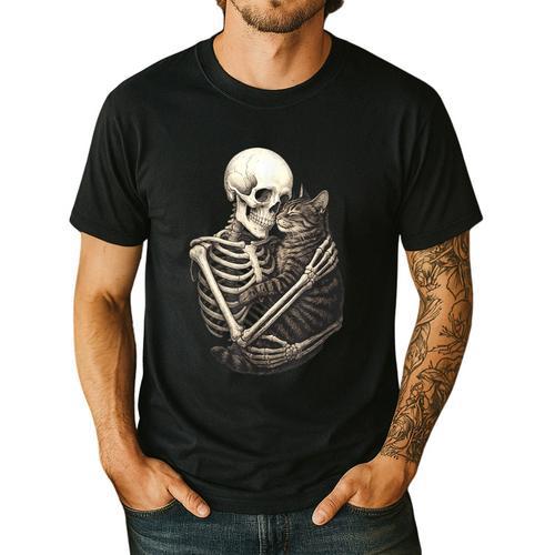 Skeleton Hugging Cat Halloween Cat Lover Cat Mom Dad Men's Casual T-Shirt - Father's Day Fun