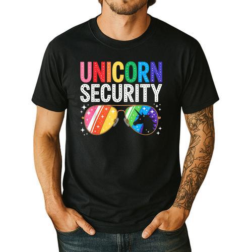 Unicorn Security Birthday Family Halloween Costume Mom Dad Men's Casual T-Shirt - Father's Day Fun