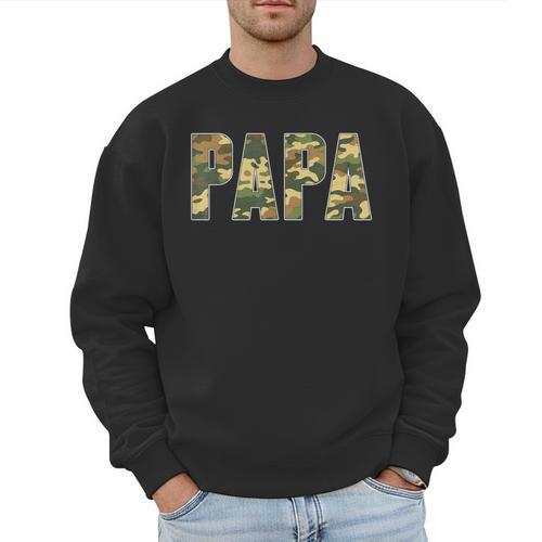 Retro Camo Hunting Papa Old Camo Dad Father’s Day Daddy Men Sweatshirt - Father's Day Fun