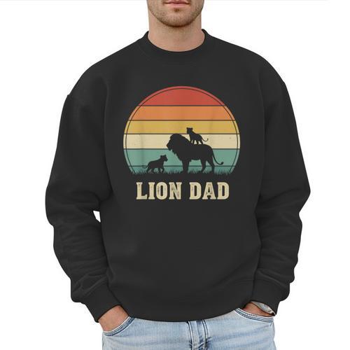 Vintage Lion Dad Father Grandpa Father's Day Men Sweatshirt - Father's Day Fun