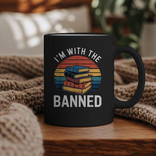 I'm With The Banned Stack Of Books Vintage Sunset Retro Graphic Print Coffee Mug - Bookorys
