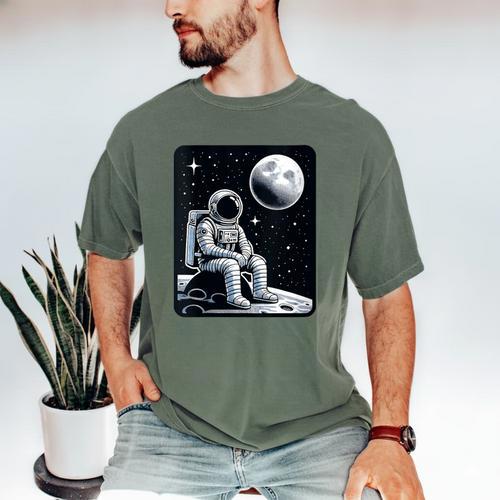 Aesthetic Spaceman Astronaut On The Moon Space Introvert Men's Comfort Colors T-Shirt - Raresse