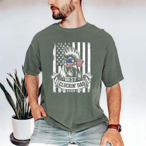 Best Cluckin' Dad Ever Chicken Lover Graphic Tees Cotton Polyester Casual Graphic Small Crew Neck Short Sleeve Men's Comfort Colors T-Shirt - Father's Day Fun
