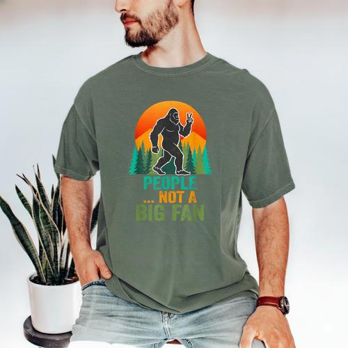 Bigfoot Introvert People Not A Big Fan Retro Sasquatch Men's Comfort Colors T-Shirt - Raresse