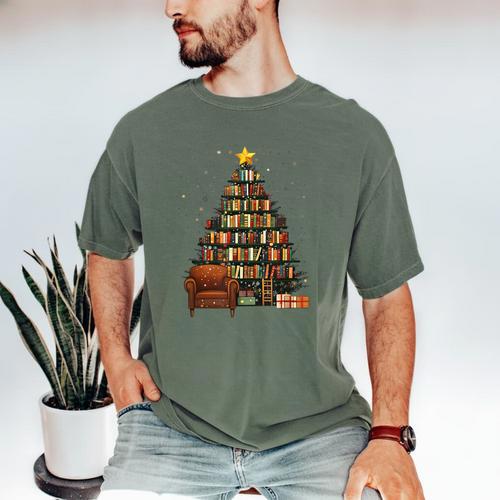 Christmas Tree Bookshelf Book Lover Library Men's Comfort Colors T-Shirt - Bookorys CA