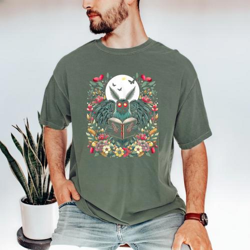 Cottagecore Aesthetic Mothman With Book Cryptid Men's Comfort Colors T-Shirt - Bookorys AU