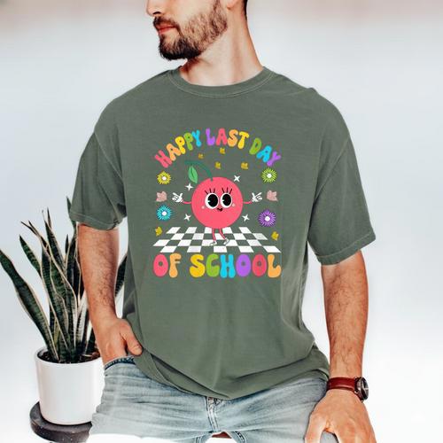 Happy Last Day Of School Student Graduation Men's Comfort Colors T-Shirt - Best Gift Smart