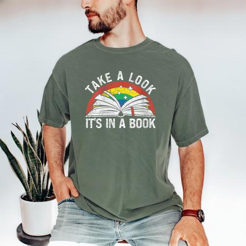 Take a Look It's In a Book Reading Vintage Retro Rainbow Men's Comfort Colors T-Shirt - Bookorys
