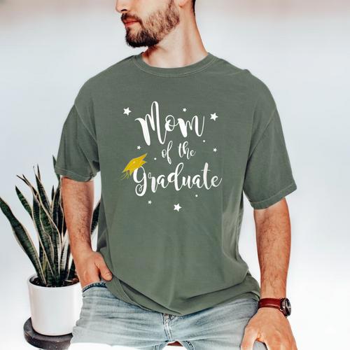 Mom Of The Graduate Mother Of Grad Mama Of Senior Graduation Men's Comfort Colors T-Shirt - Best Gift Smart