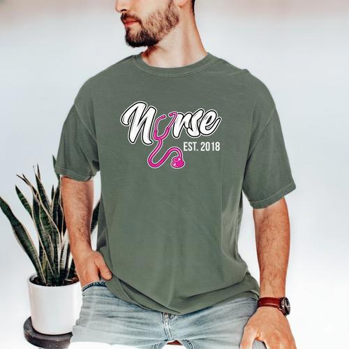 Nursing Graduation Nurse Est 2018 T-Shirt Men's Comfort Colors T-Shirt - Best Gift Smart