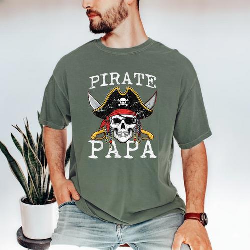 Pirate Papa Skull Family Matching Costume Dad Grandpa Men Men's Comfort Colors T-Shirt - Father's Day Fun