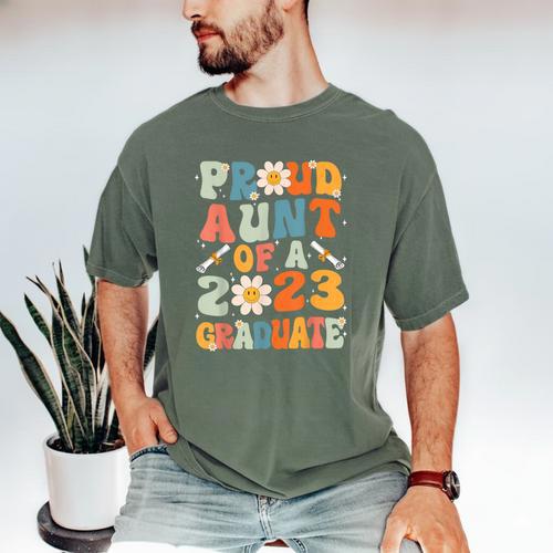 Proud Aunt Of A Class Of 2023 Graduated Graduation Women Men's Comfort Colors T-Shirt - Best Gift Smart