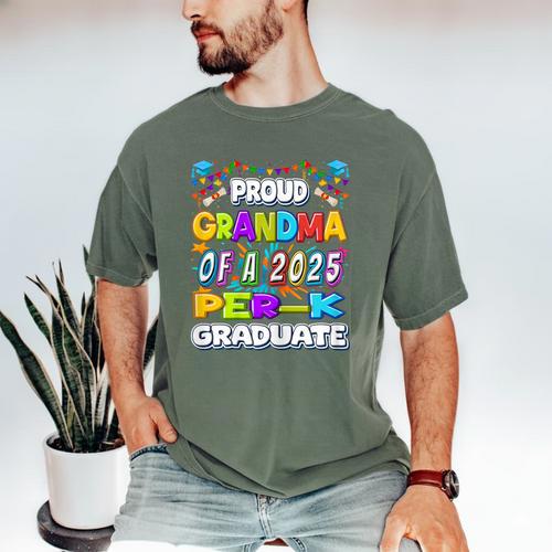 Proud GRANDMA Of a 2025 PRE-K Graduate -Graduation Men's Comfort Colors T-Shirt - Best Gift Smart