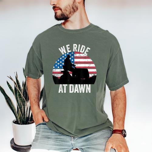 We Ride At Dawn Lawnmower Lawn Mowing Dad Vintage Men Men's Comfort Colors T-Shirt - Father's Day Fun