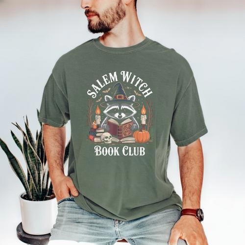 Salem Witch Book Club Raccoon Halloween Men's Comfort Colors T-Shirt - Bookorys
