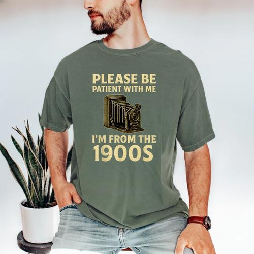 Vintage Please Be Patient With Me I'm From The 1900s Camera Men's Comfort Colors T-Shirt - Figerry