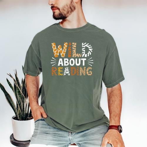 Wild About Reading Animal Bookworm Library Book Lover Reader Men's Comfort Colors T-Shirt - Bookorys