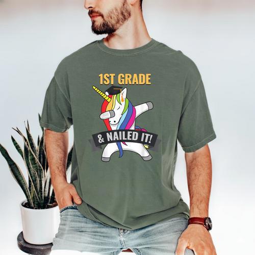 1ST GRADE NAILED IT UNICORN DABBING GRADUATION T-SHIRT Men's Comfort Colors T-Shirt - Best Gift Smart