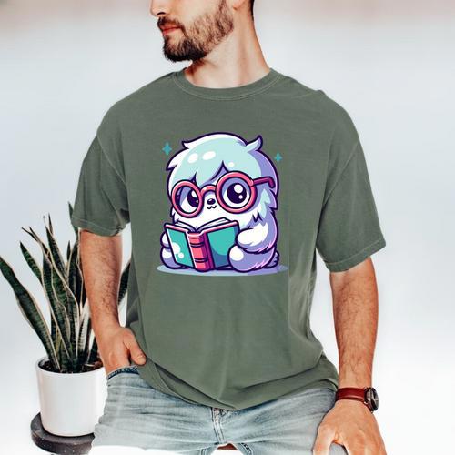 Adorable Book Lover Yeti With Reading Glasses Cute Men's Comfort Colors T-Shirt - Bookorys