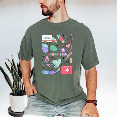 Can’t Talk Right Now Doing Paramedic Nurse Graduation Men's Comfort Colors T-Shirt - Best Gift Smart