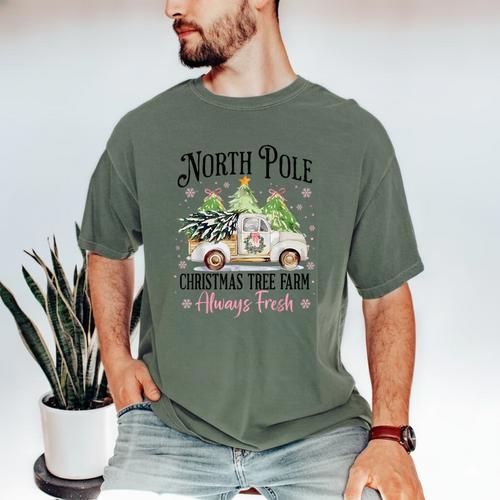 Holiday Scene Nostalgia North Pole Tree Farm Merry Christmas Men's Comfort Colors T-Shirt - Figerry