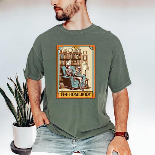 Introvert Homebody Awkward Skeleton The Homebody Tarot Card Men's Comfort Colors T-Shirt - Raresse