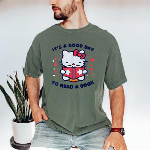 It's a Good Day To Read a Book Cute Cat Book Day Girls Boys Men's Comfort Colors T-Shirt - Bookorys AU