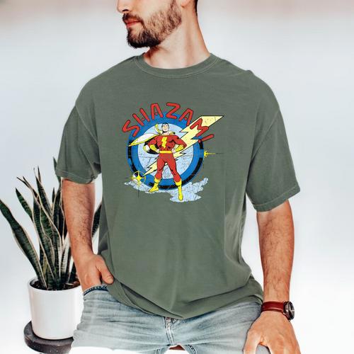Shazam Comic Book Art Heroic Portrait Vintage Men's Comfort Colors T-Shirt - Bookorys AU