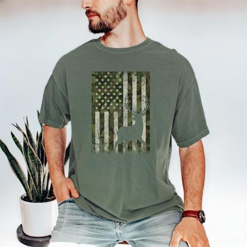 US Flag Deer Elk Buck Camoflage Hunting Hunter Dad Grandpa Men's Comfort Colors T-Shirt - Father's Day Fun