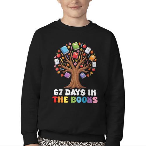 67 Days In The Books Reading Teacher 67th Day Of School Kids Youth Crewneck Sweatshirt - Bookorys AU