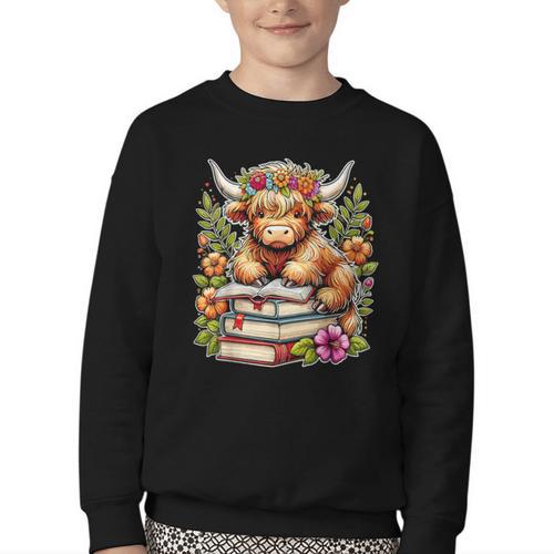 Bookworm Cute Highland Cow Reading Book Youth Crewneck Sweatshirt - Bookorys DE