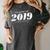 Cute Class Of 2019 Distressed Senior Graduation 2019 Women's Comfort Colors T-Shirt Pepper