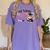 Senior Mom Class Of 2027 Cute Cat Graduation Pink Bows Girls Women's Comfort Colors T-Shirt Violet