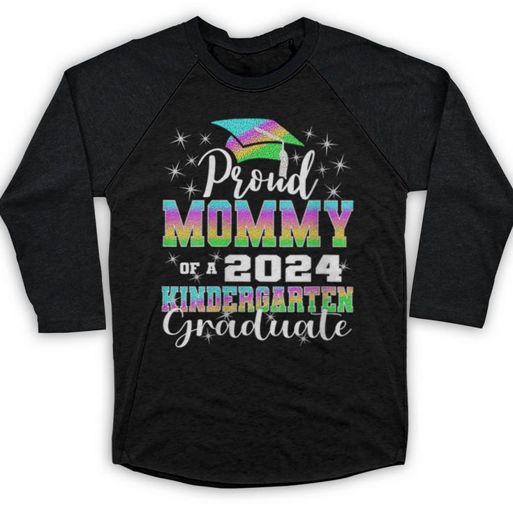 Proud Mommy Of Kindergarten Graduate 2024 Graduation Mommy Baseball Raglan Shirt